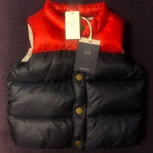 Baby Gap Boys Vest (12-18 months)